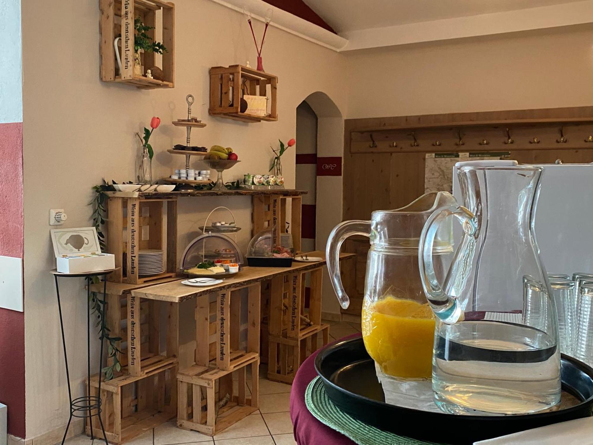 Hotel Weinstube Am Markt Gerolzhofen المظهر الخارجي الصورة